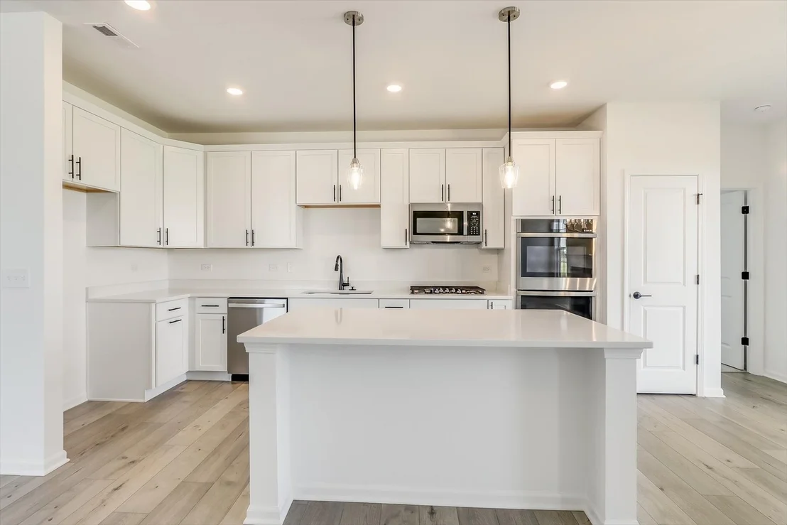 Photo of 755 Alberta Avenue