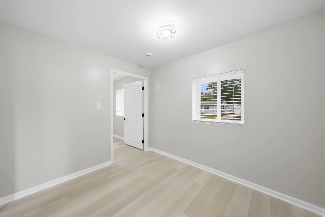 Photo of 513 Morton Avenue