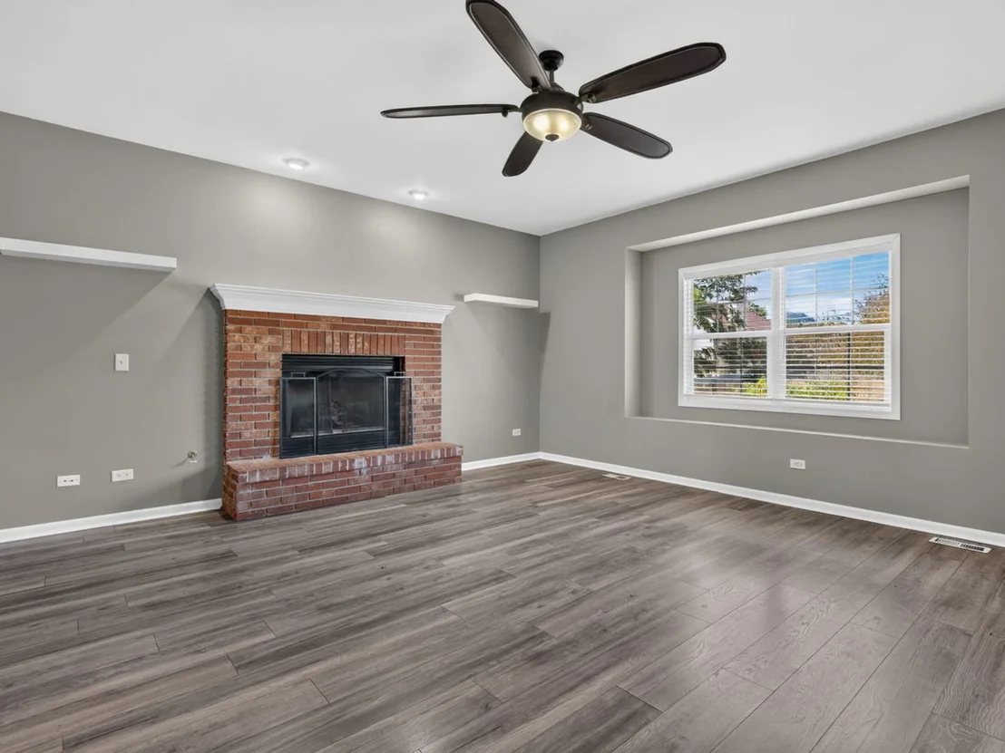 Photo of 1010 Heritage Drive