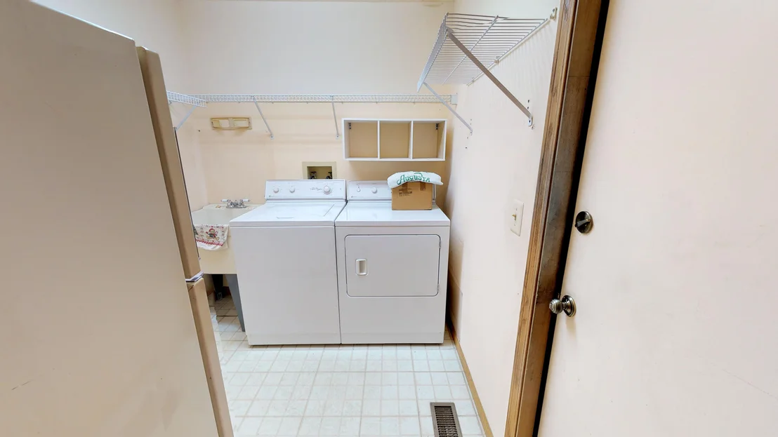 Photo of 1233 Lynnfield Lane
