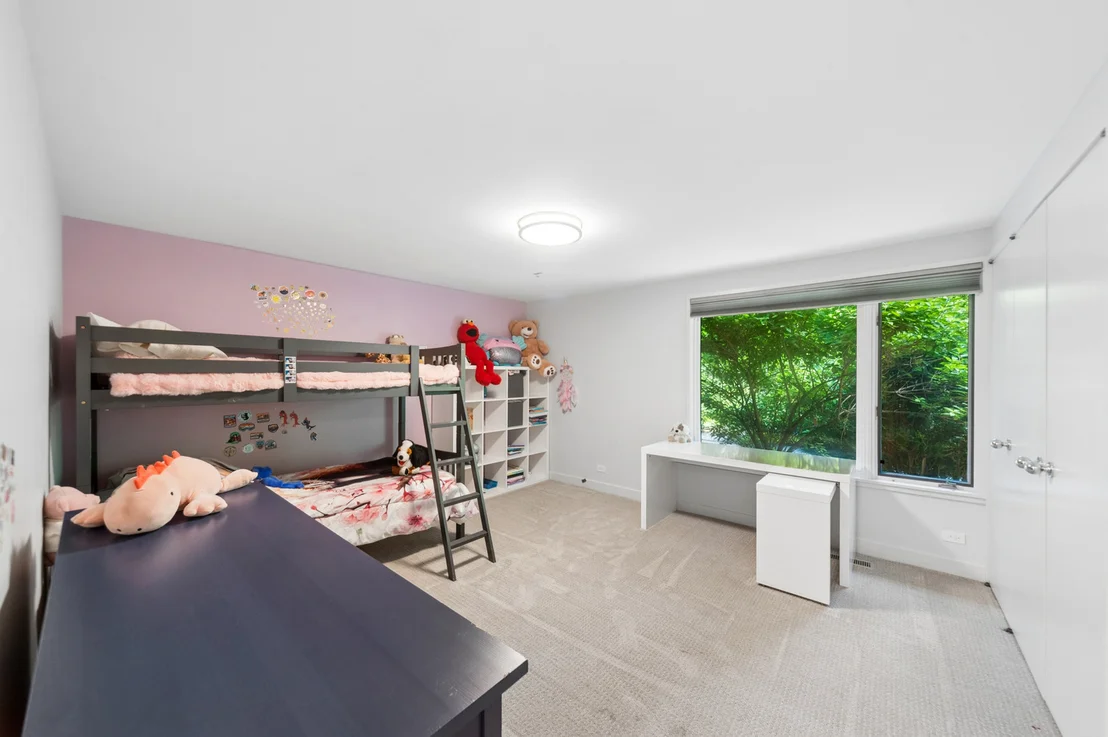 Photo of 3035 Blackthorn Road