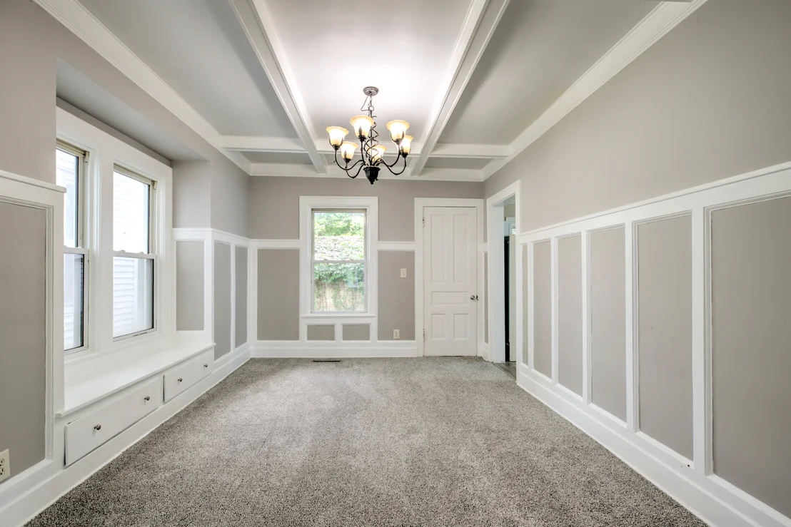 Photo of 310 N Mclean Street