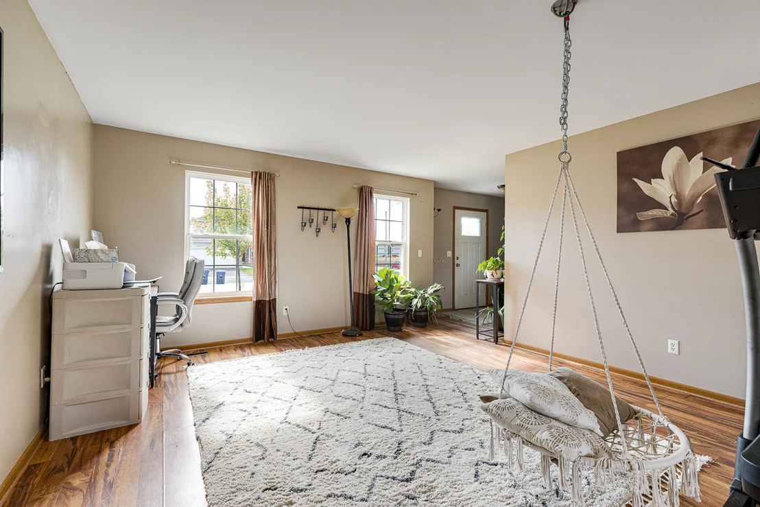 Photo of 775 Hyacinth Lane