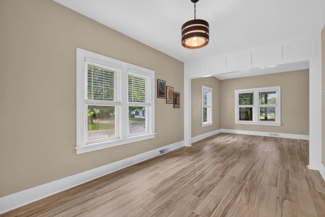 Photo of 127 W Moore Street