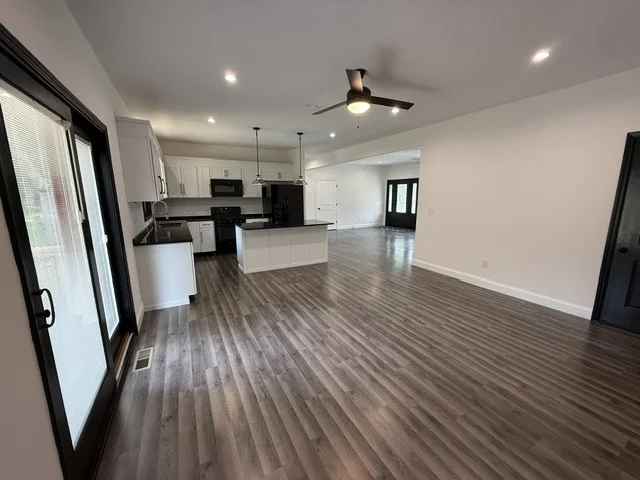 Photo of 357 French Street