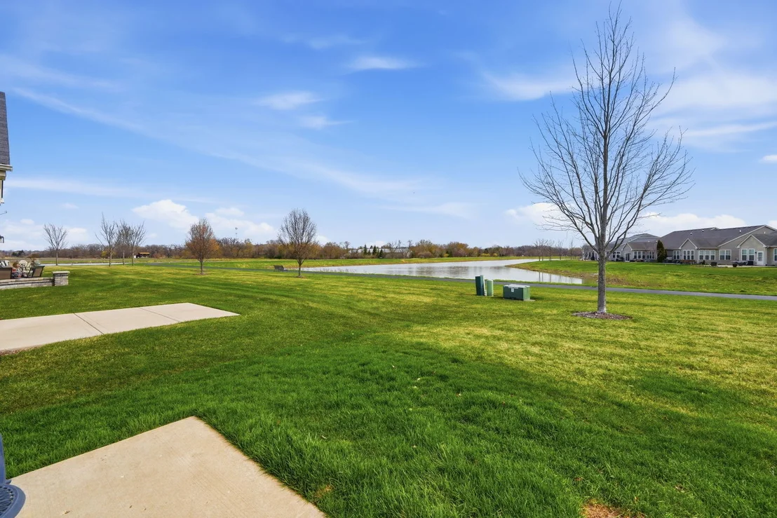 Photo of 561 Autumn Circle