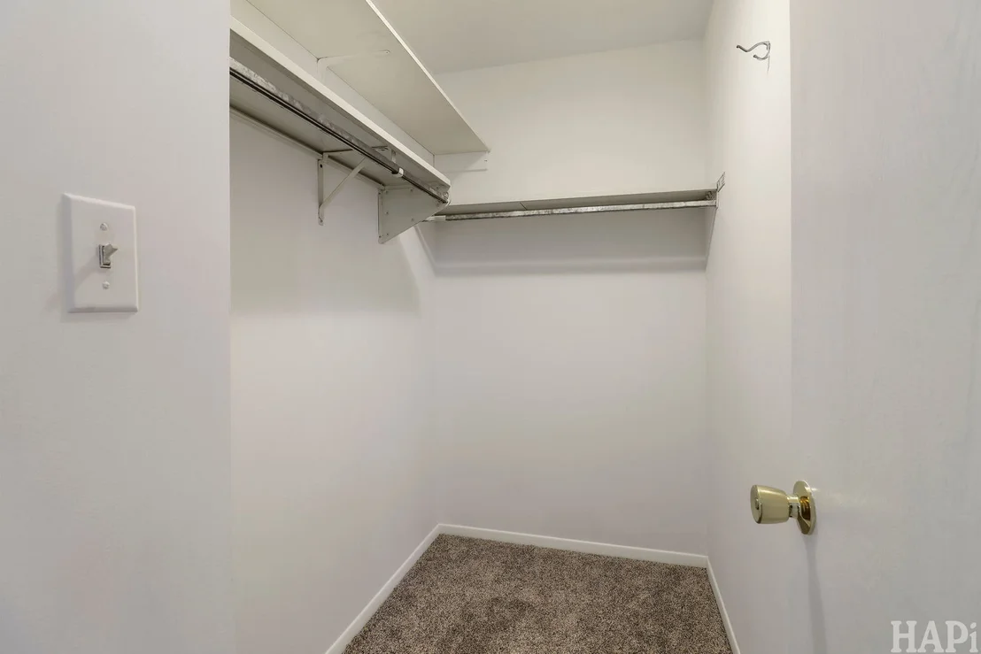 Photo of 5014 W Greenbrier Drive