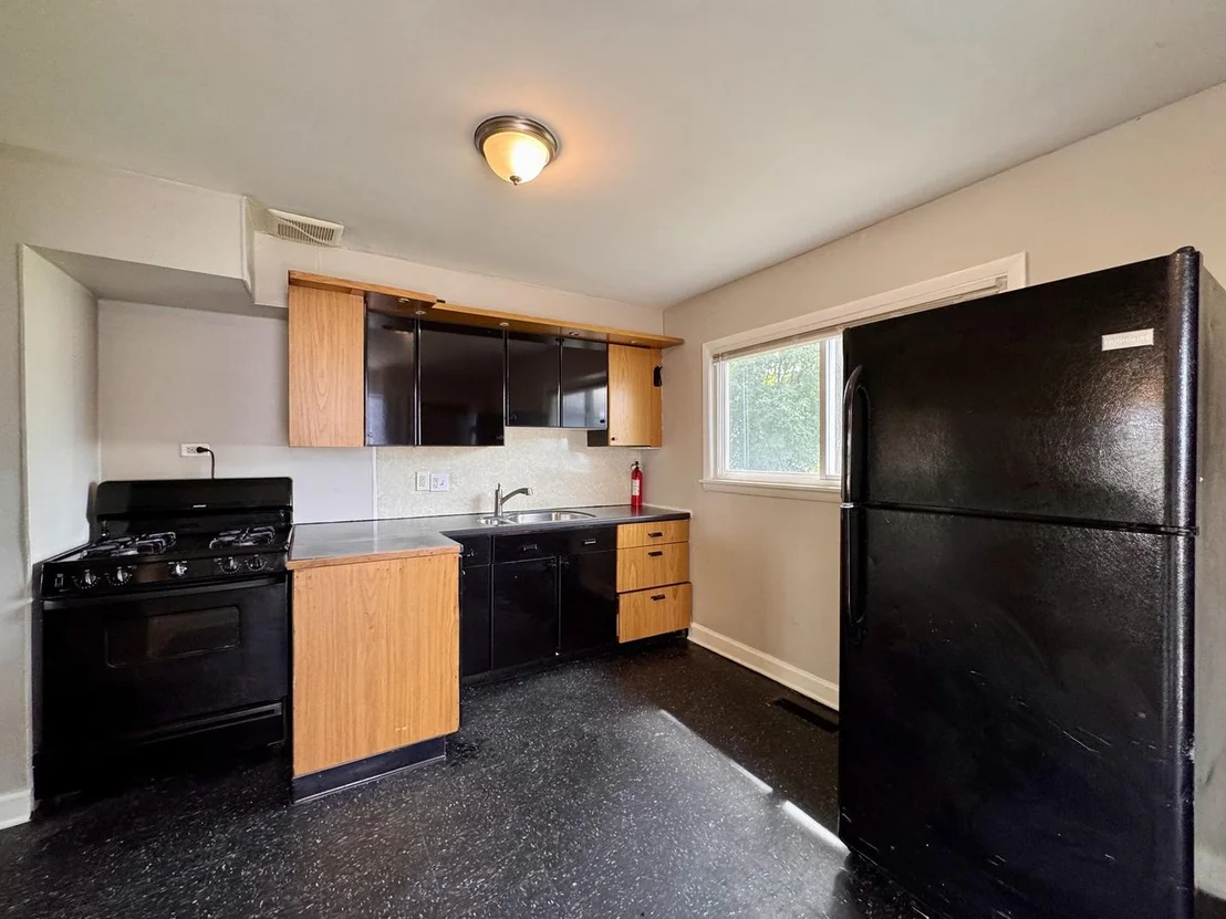 Photo of 17132 Walter Street