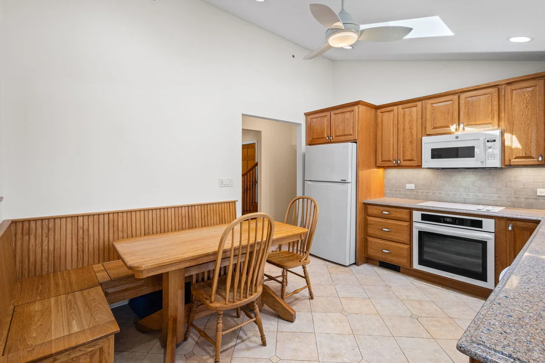 Photo of 1016 Longmeadow Drive