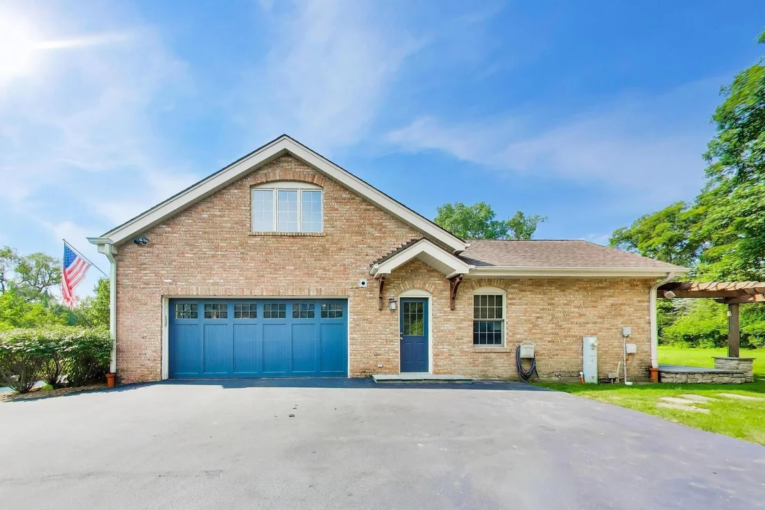 Photo of 2113 Middlefork Road
