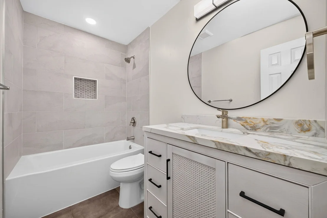 Photo of 2939 Mesa Drive