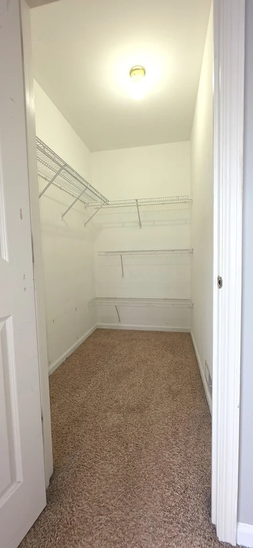 Photo of 385 Bluegrass Parkway