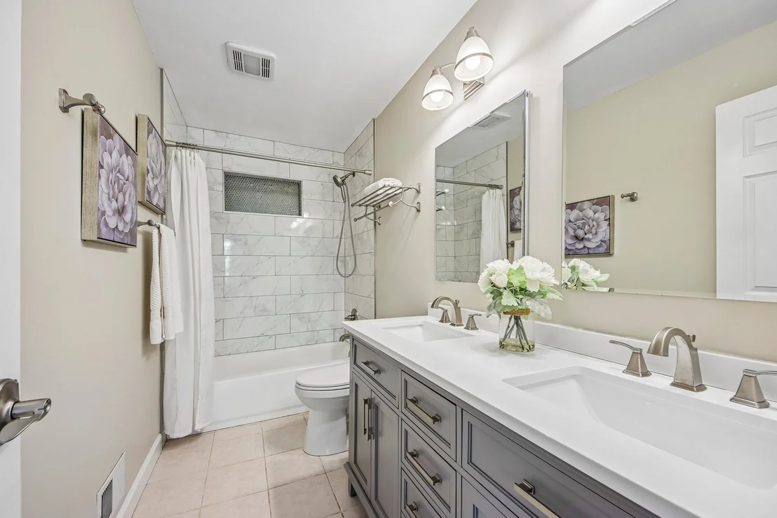 Photo of 4671 Providence Road