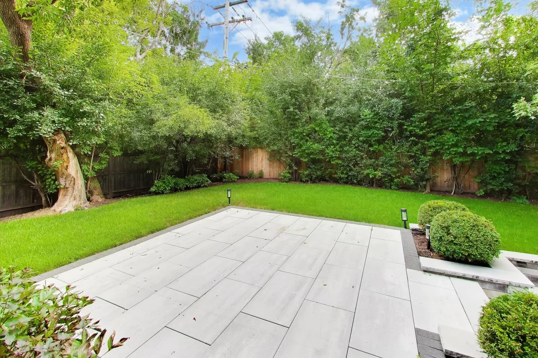 Photo of 1005 FORESTWAY Drive