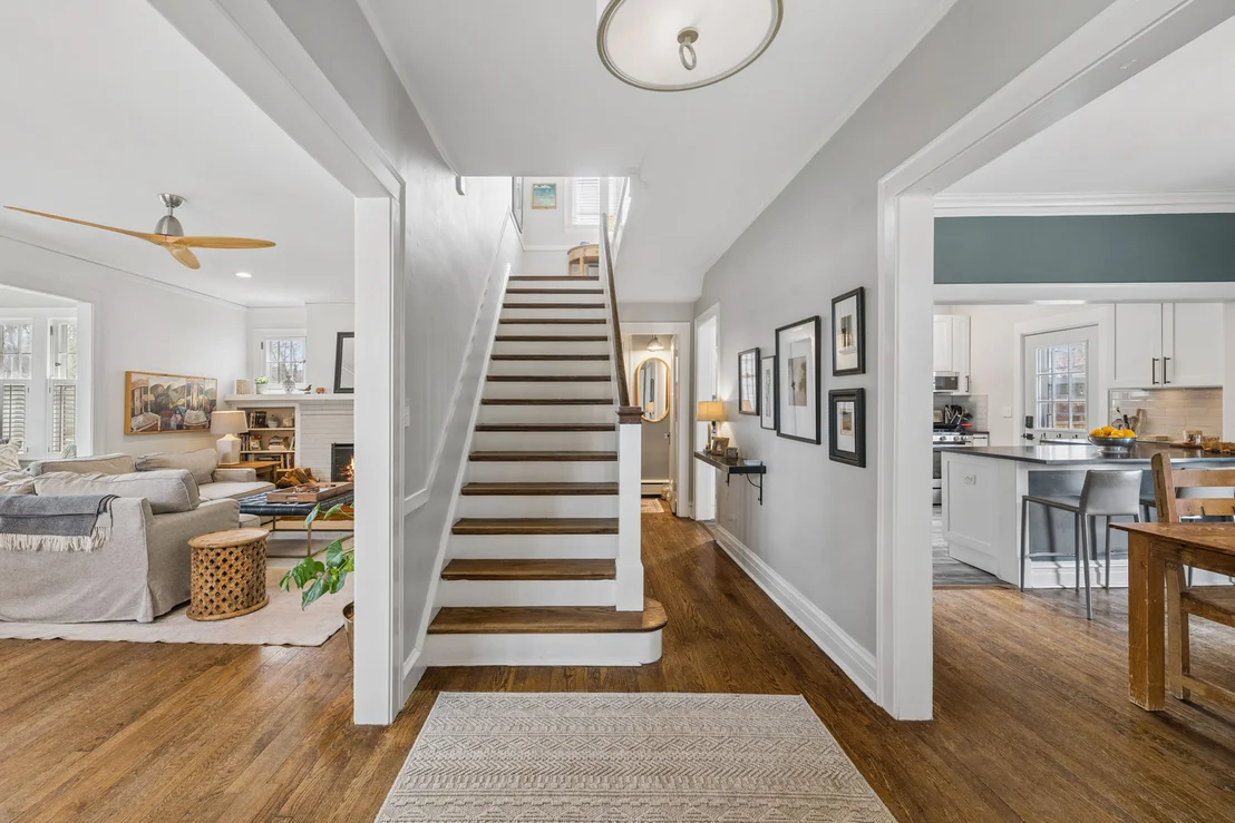 Photo of 2216 Forestview Road