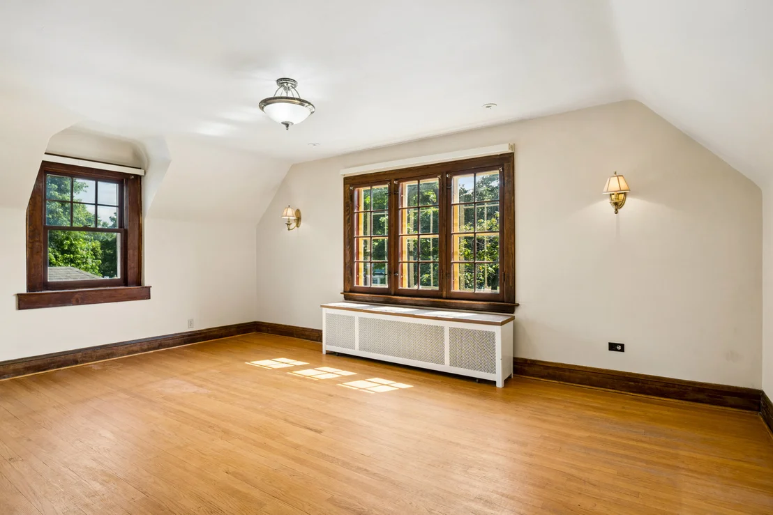 Photo of 3514 Hollywood Avenue