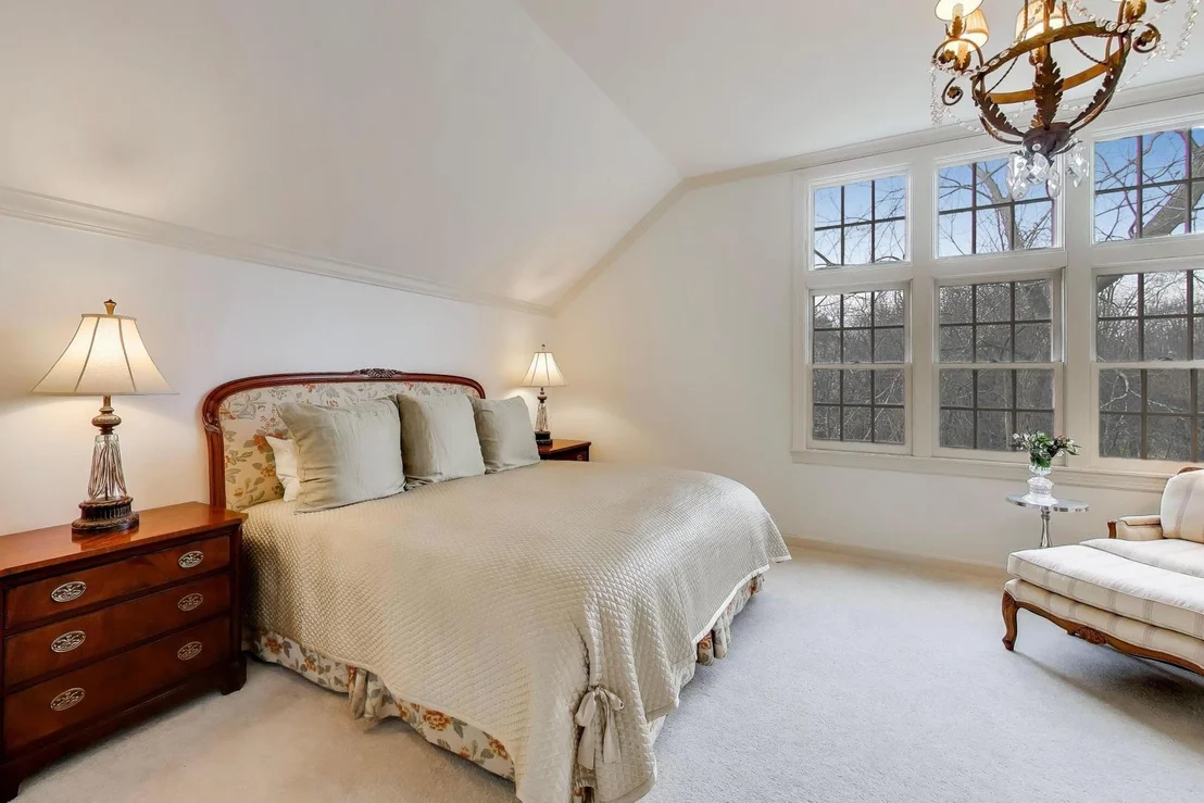 Photo of 1135 Buttonwood Lane