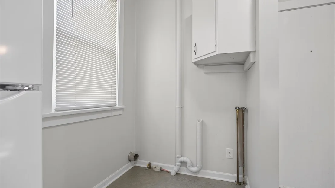 Photo of 1214 Wall Street