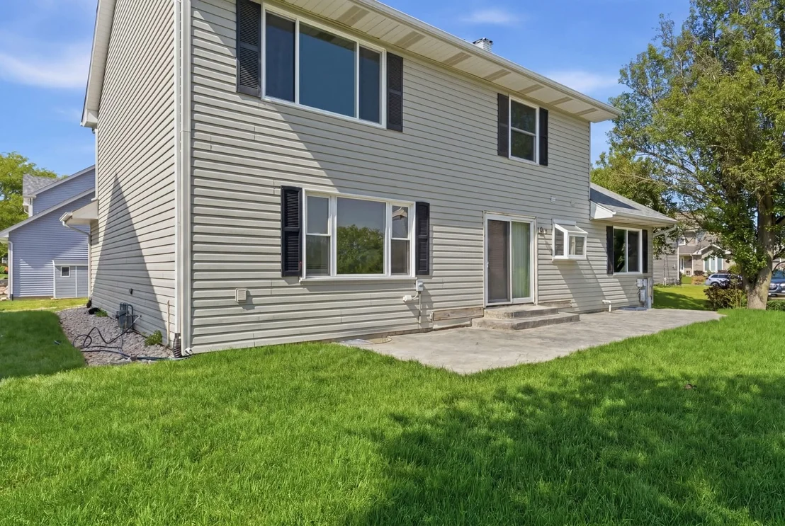Photo of 221 Windsor Drive