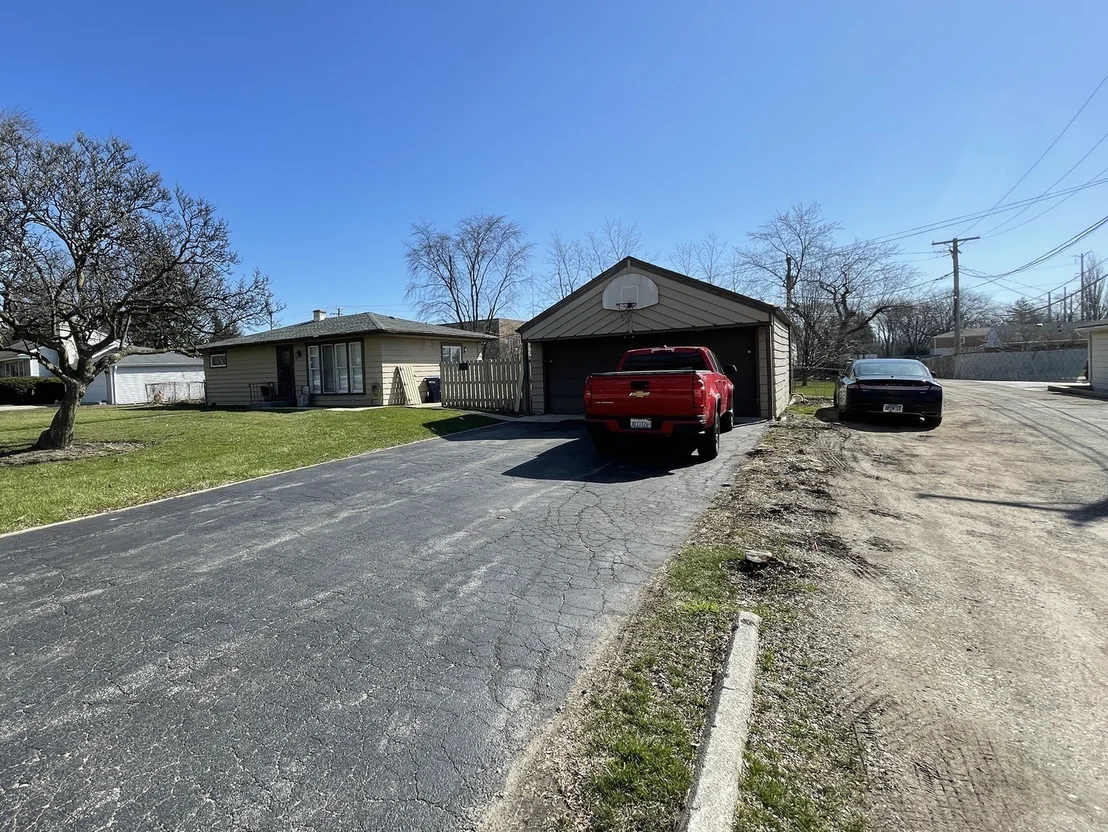 Photo of 11 Shagbark Road