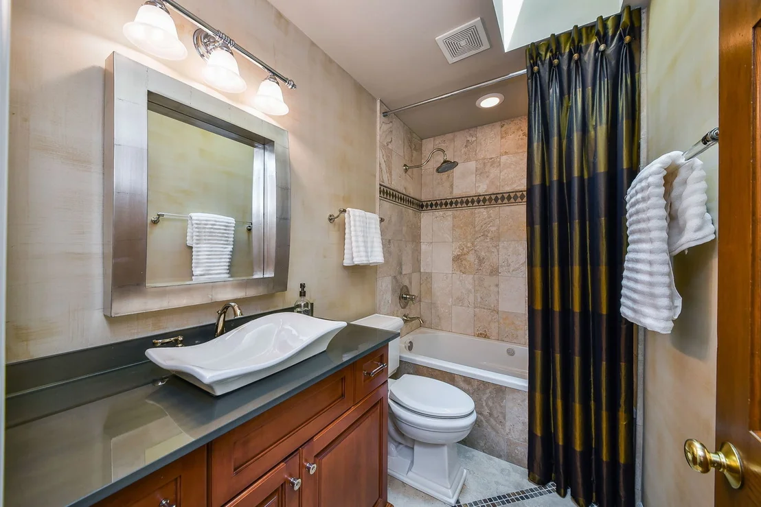 Photo of 571 Apple River Drive