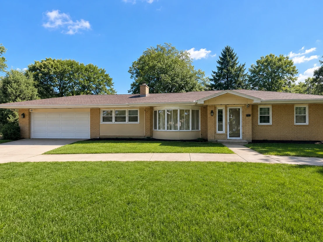 Photo of 1415 Burr Oak Drive