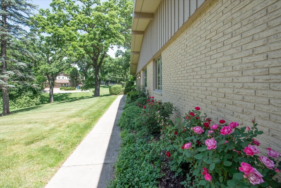Photo of 1196 Nottingham Lane