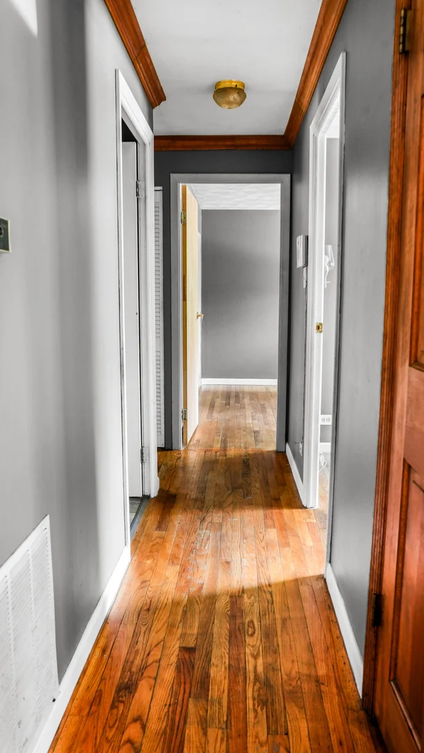 Photo of 1009 Holiday Drive