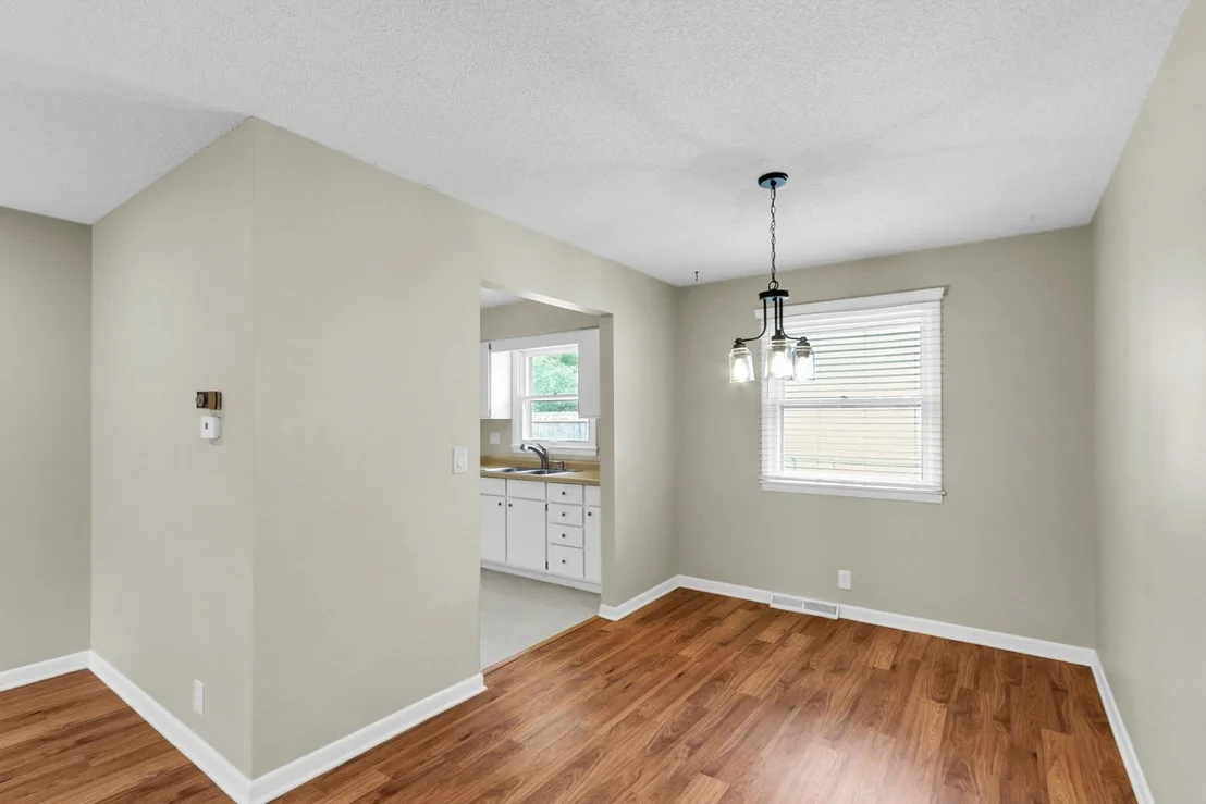 Photo of 2009 Crescent Drive