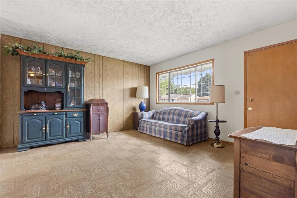 Photo of 2112 Maple Avenue