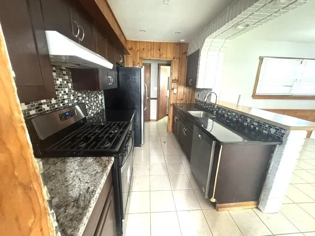 Photo of 2910 Killarney Drive