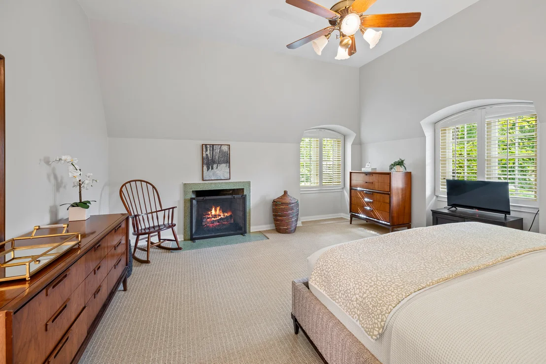 Photo of 1339 Forest Avenue