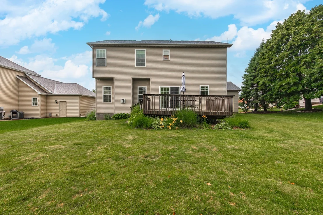 Photo of 980 Balsam Road