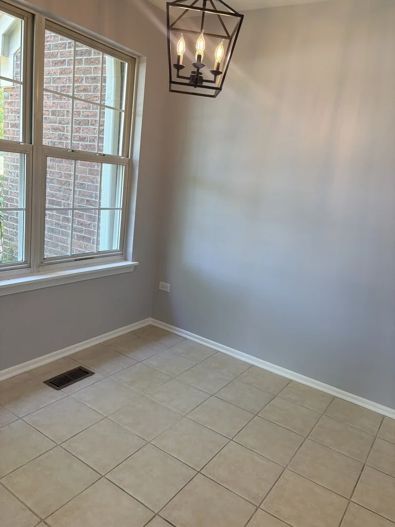 Photo of Unit 4 at 1602 Columbia Circle