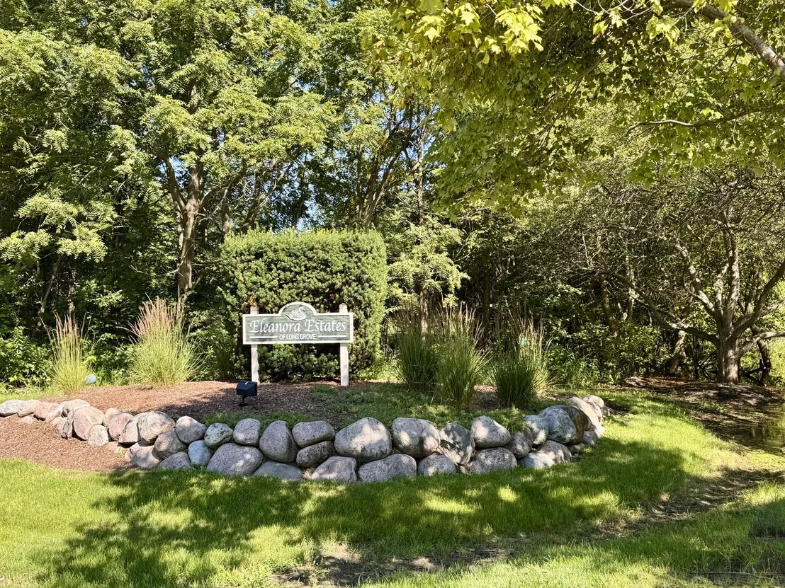 Photo of 6878 September Boulevard