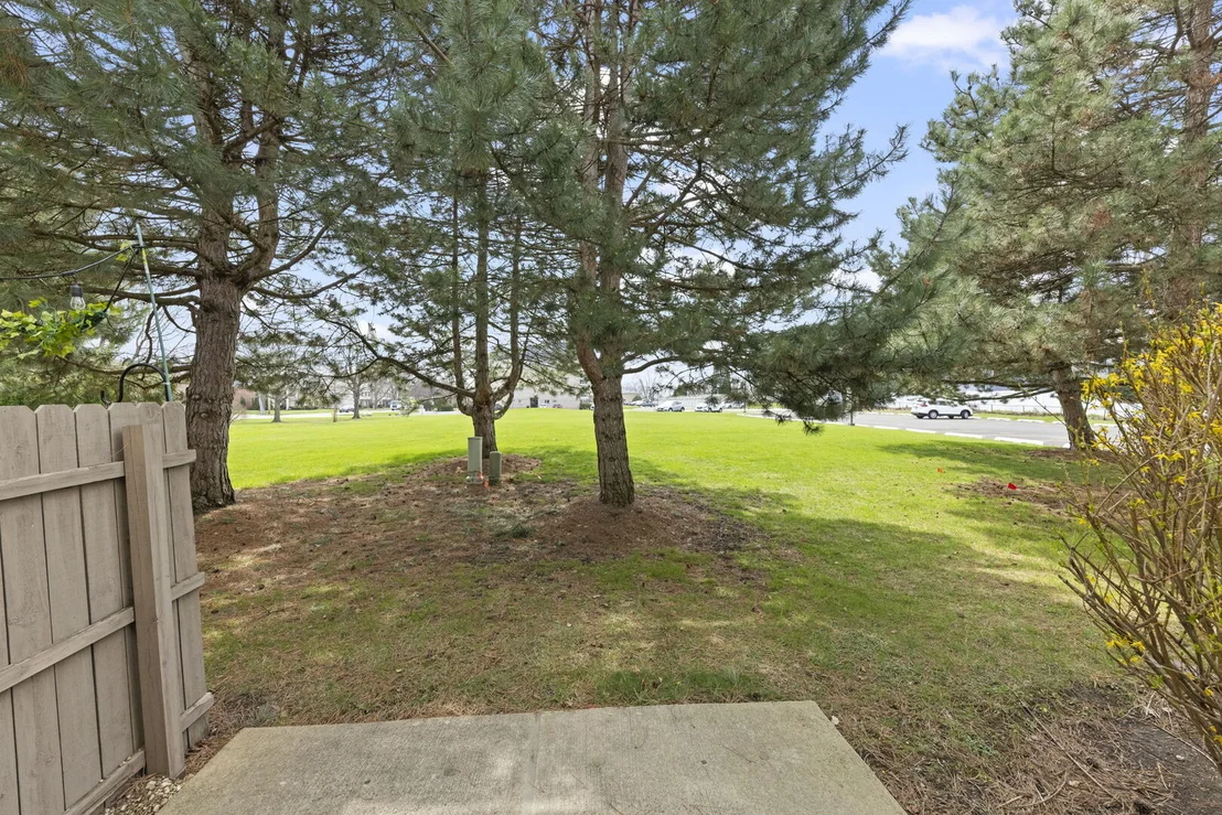 Photo of Unit 3 at 1728 Pershing Avenue