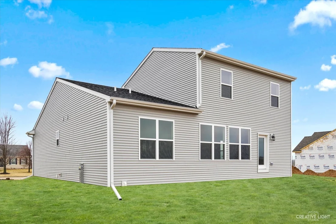 Photo of 812 Whitetail Place