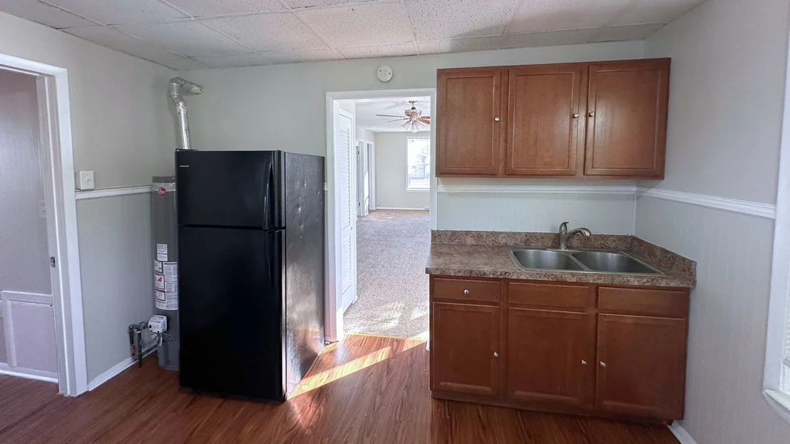 Photo of 3728 Chicago Road