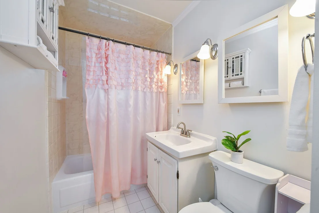 Photo of 263 Hillside Avenue