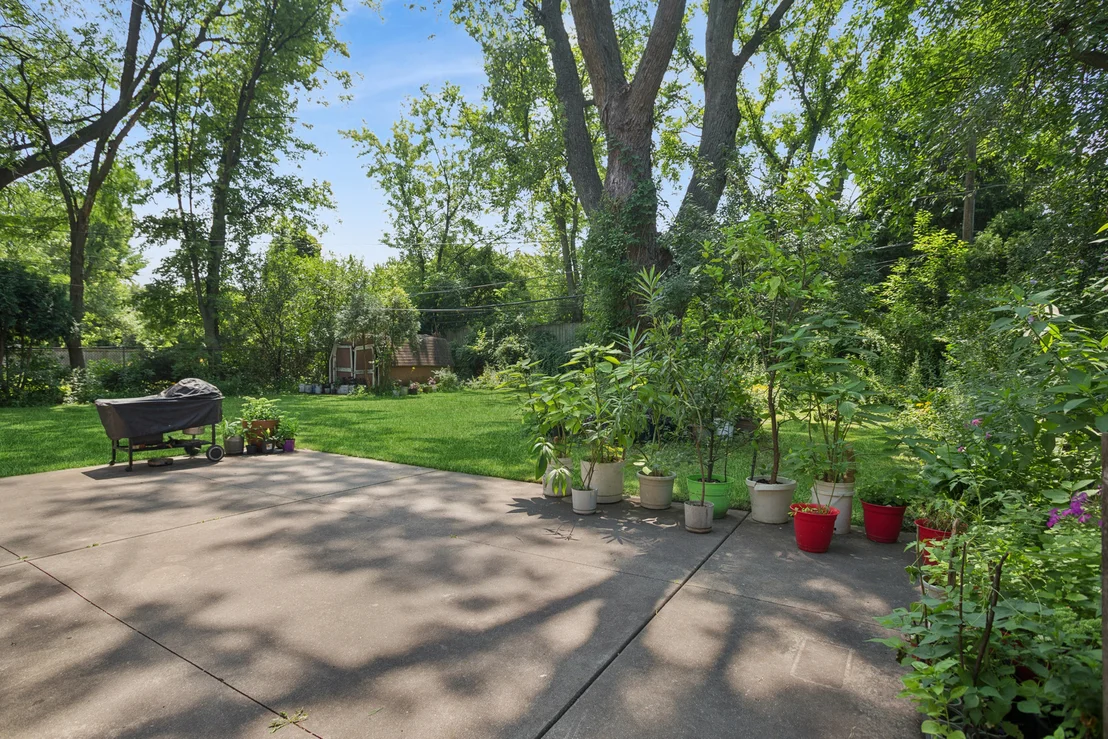 Photo of 1512 Executive Lane