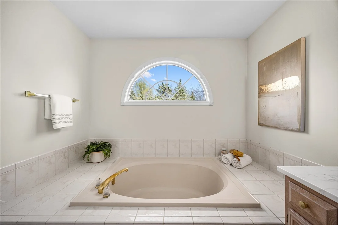 Photo of 1692 Sauk Drive