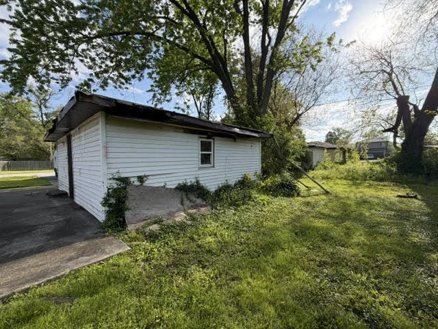 Photo of 16401 Saint Louis Avenue