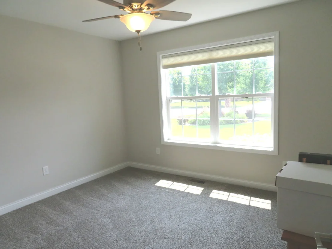Photo of 1428 Lakeside Lane