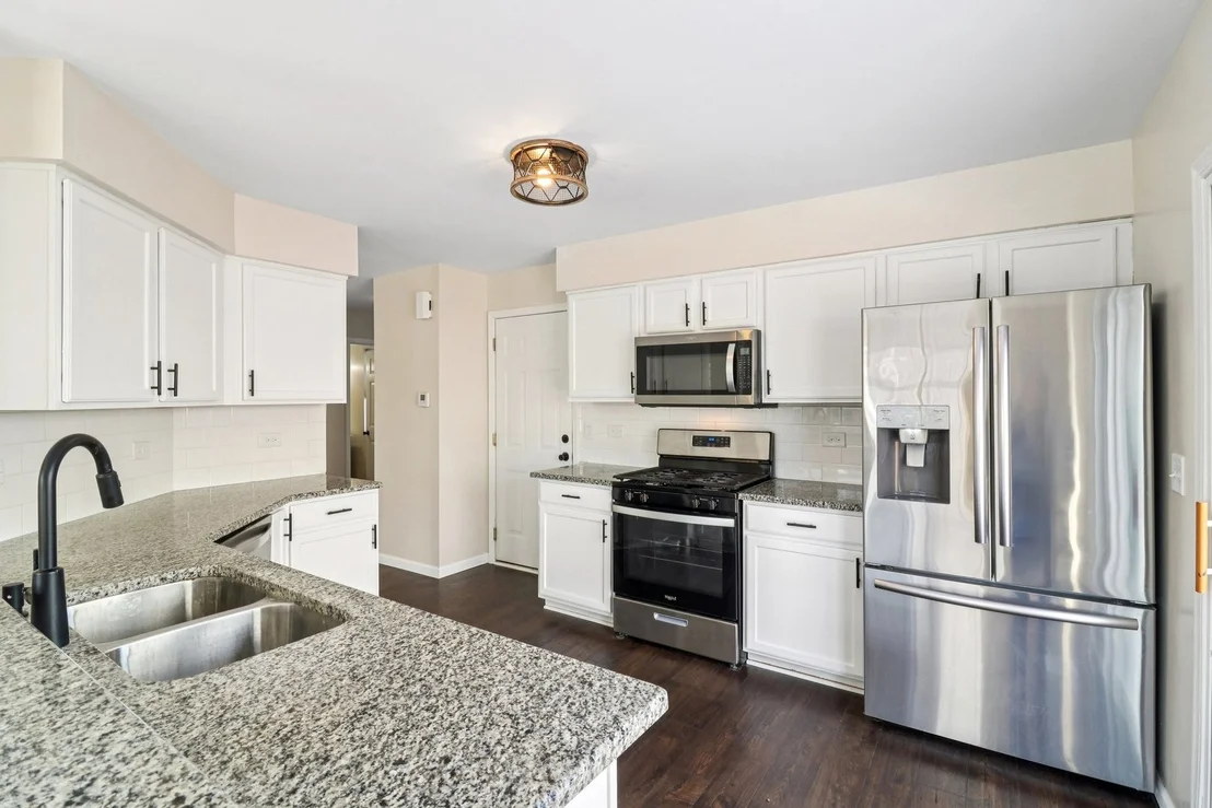Photo of 914 Greenleaf Drive