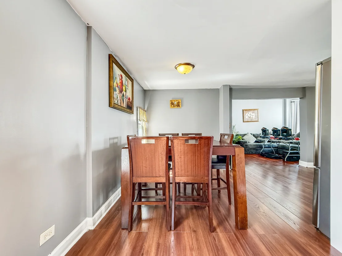 Photo of 311 Ryerson Avenue
