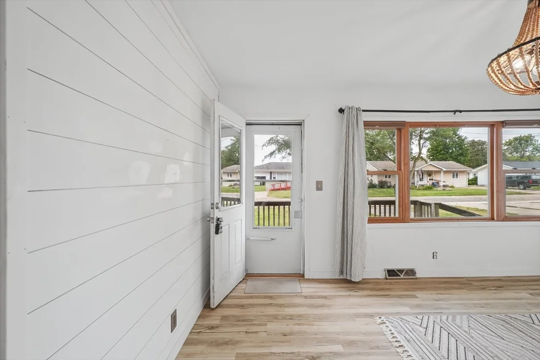 Photo of 1115 Eastview Drive