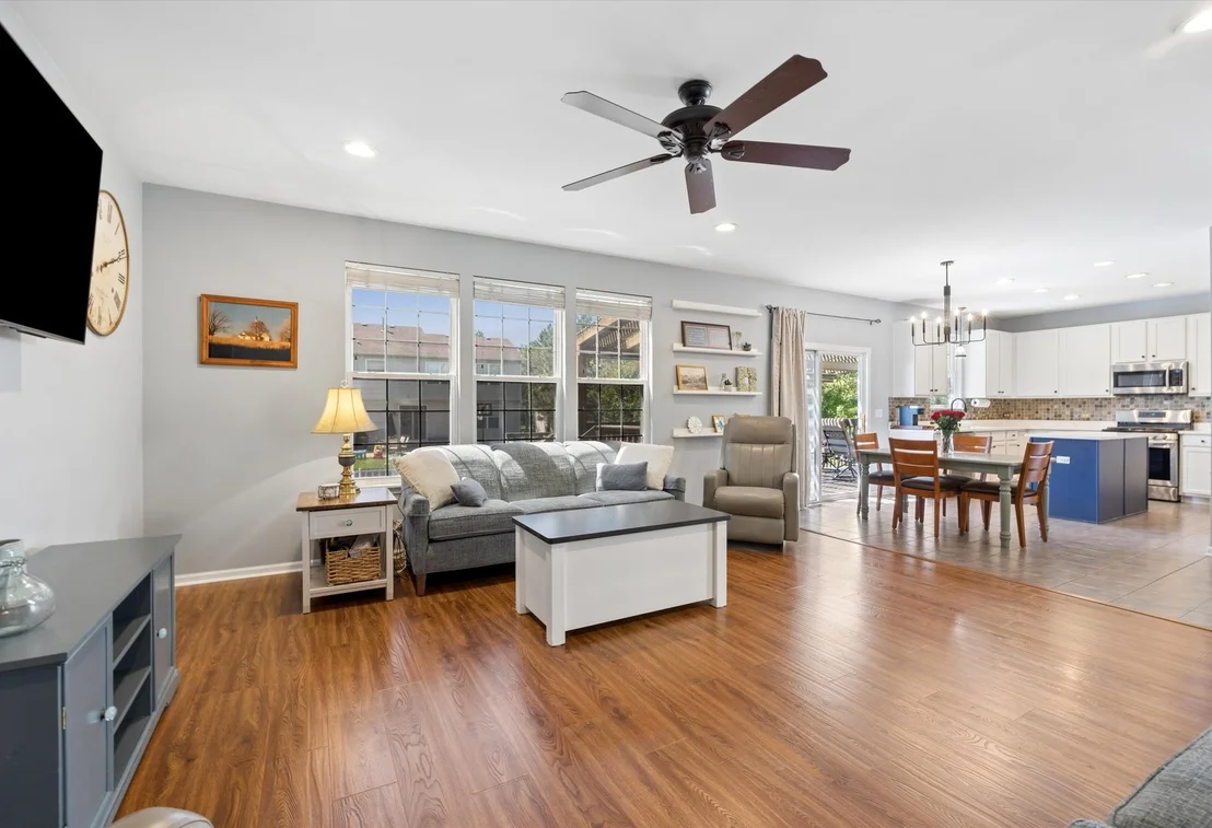 Photo of 1562 Glenside Drive