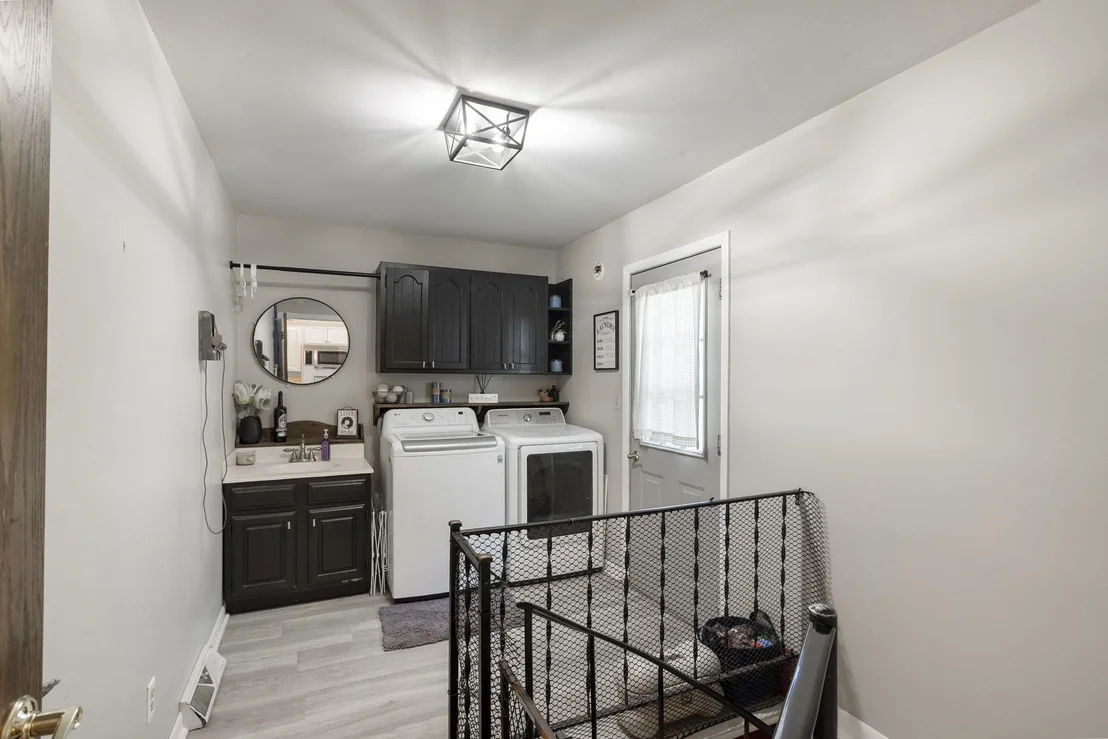 Photo of 824 Royal Drive