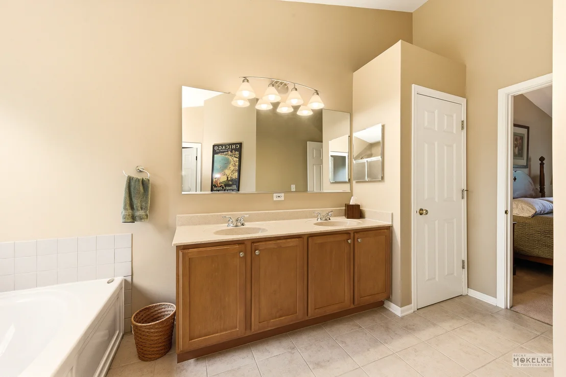 Photo of 6102 Pheasant Ridge Drive