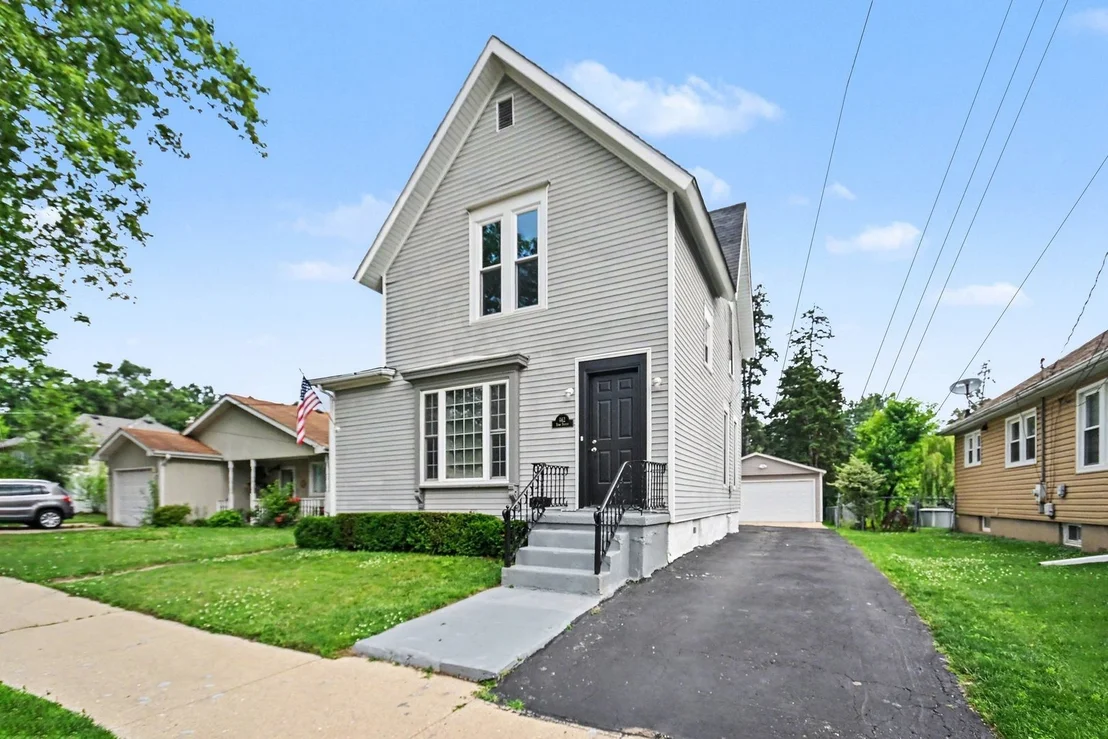 Photo of 662 Bent Street